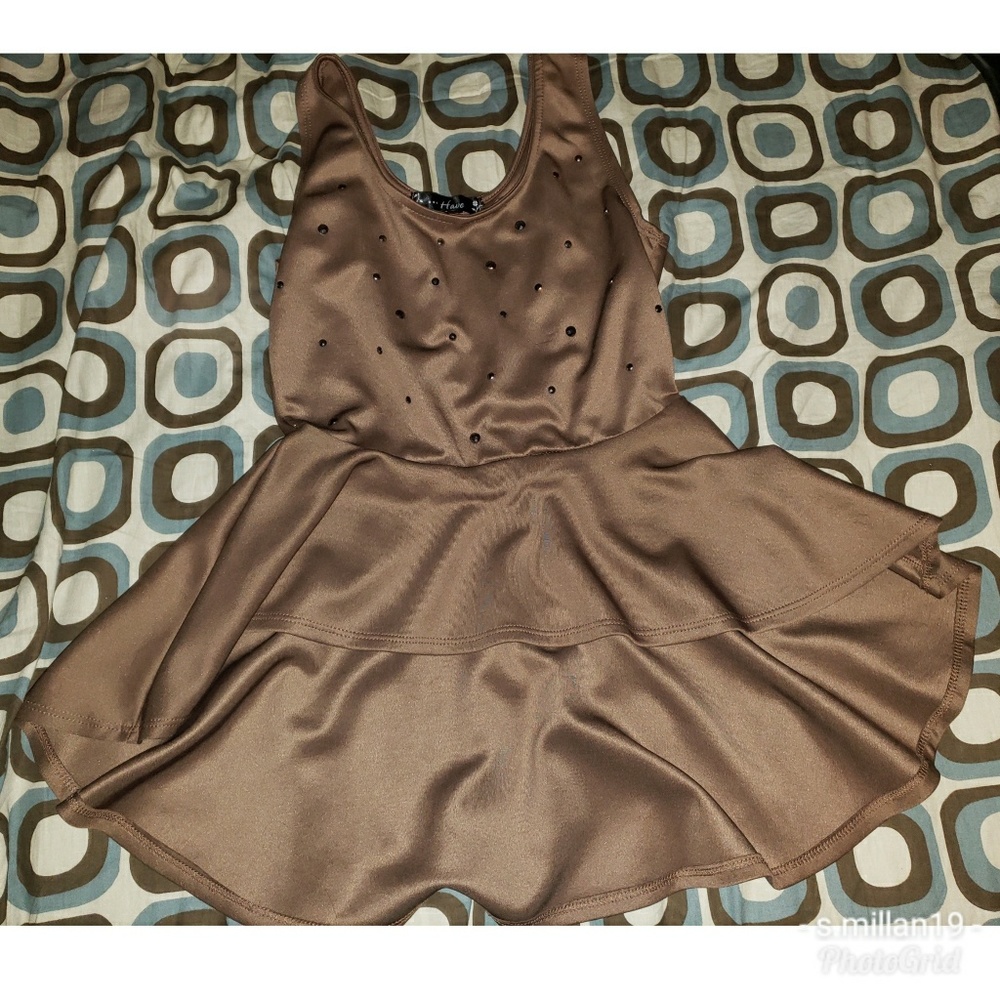 Brown peplum tank